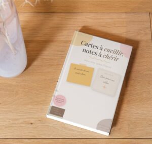 Livre de bon à piocher bien-être « Carte à cueillir, note à chérir » – mini carnet de 24 pages